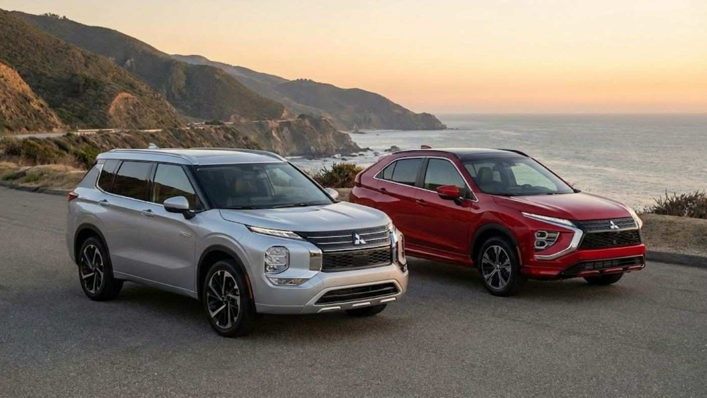 Mitsubishi Outlander & Eclipse Cross highlighting SUV seat cover fit, third row coverage, and compact crossover design.