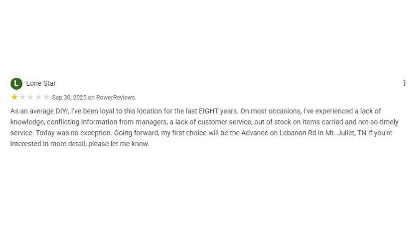 Advance Auto Parts customer review highlighting service concerns and inconsistent in store seat cover buying experiences