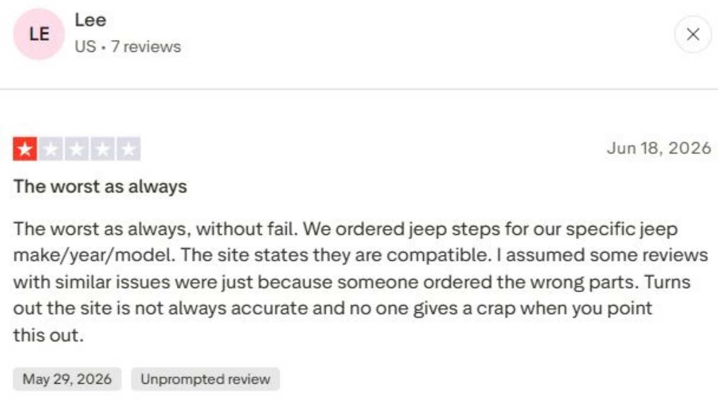 Trustpilot review screenshot highlighting a customer complaint about Quadratec order compatibility and shopping accuracy.
